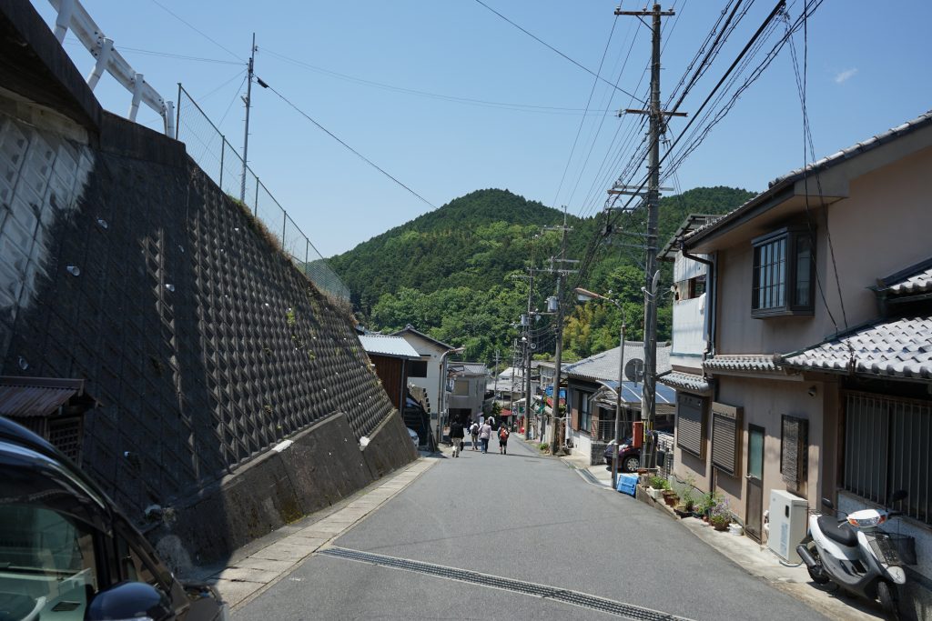 長谷寺へ向かう坂