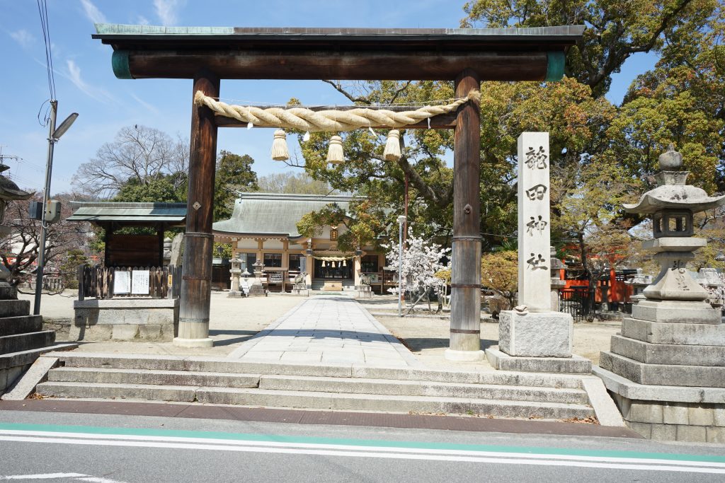 龍田神社鳥居