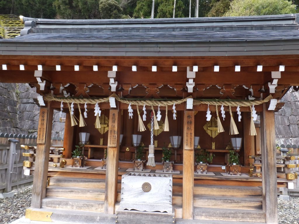 丹生川上神社上社本殿