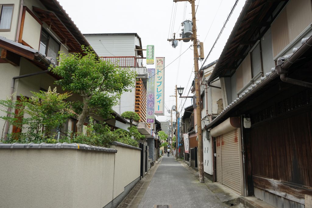 たびじたくの路地2