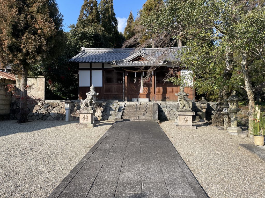 白山神社