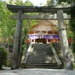 石段と二の鳥居