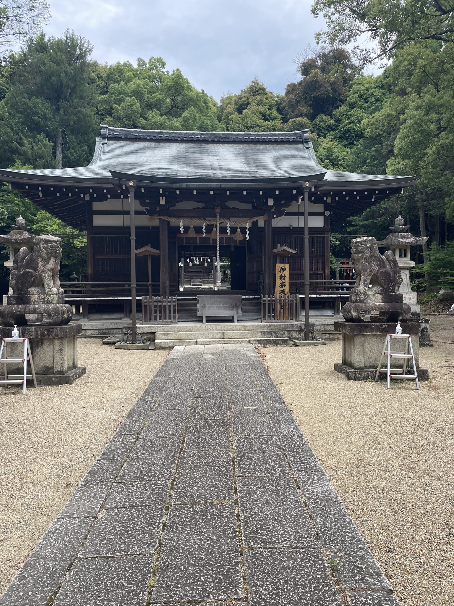 伊射奈岐神社の拝殿