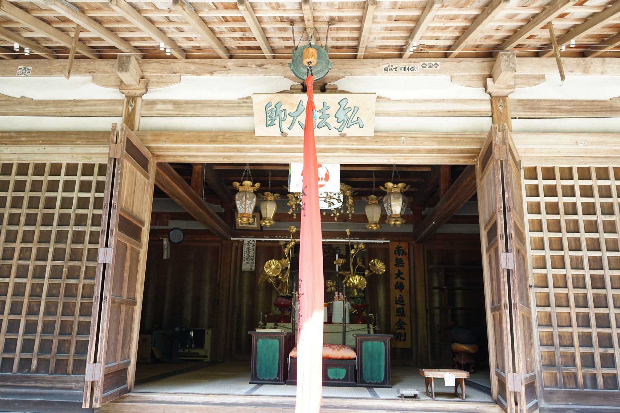 長岳寺の大師堂
