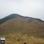 曽爾高原の丘とススキ草原
