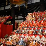 壷阪寺の礼堂を埋めつくす大雛曼荼羅のおひなさま