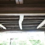 慈光院の楼門の木組みの天井